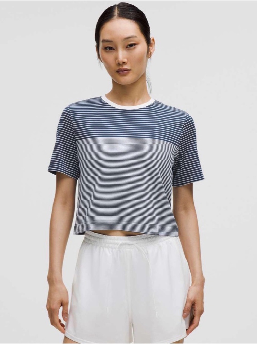 Lululemon Seamless Classic-Fit Mariner Stripe Cropped T-Shirt
Club Blue / White